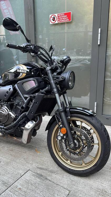 Yamaha XSR 700 (2022 - 25) (3)