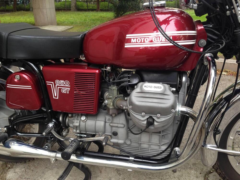 Moto Guzzi 850GT (3)