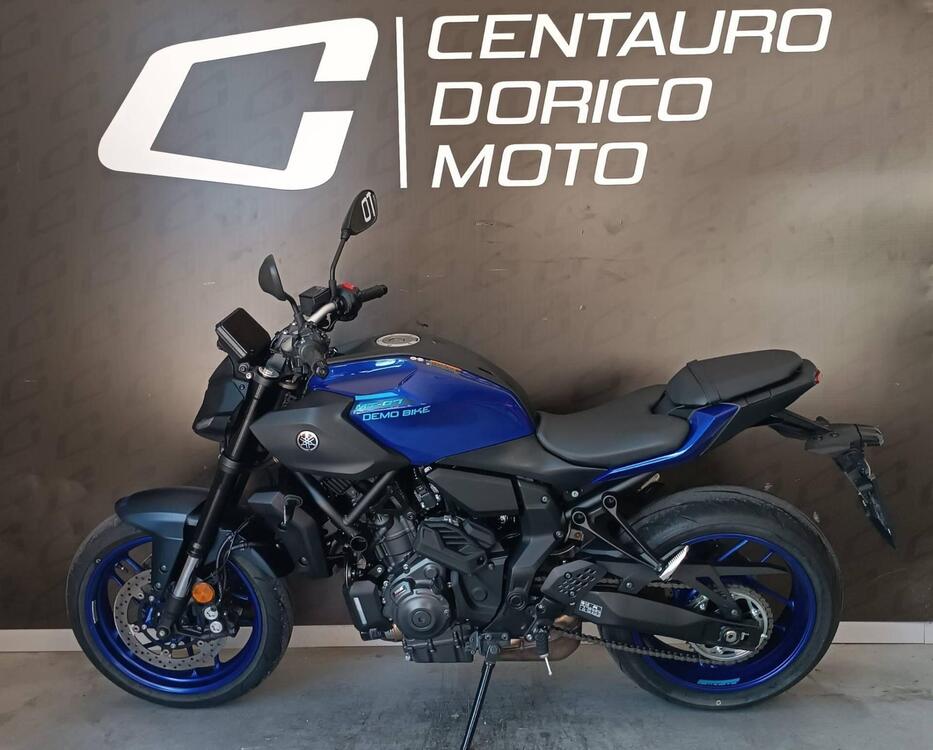 Yamaha MT-07 Y-AMT (2025) (2)
