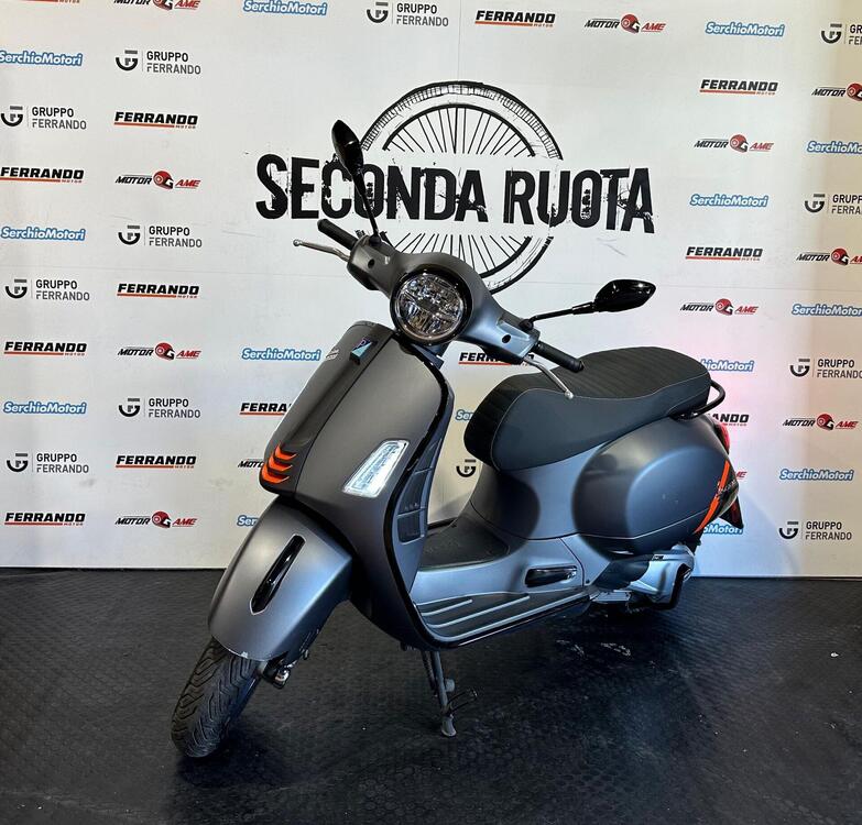 Vespa GTS 300 Super Sport (2023 - 24) (4)