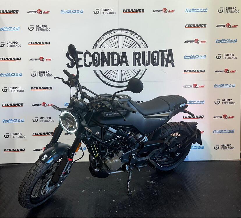 Husqvarna Svartpilen 125 (2024 - 25) (4)