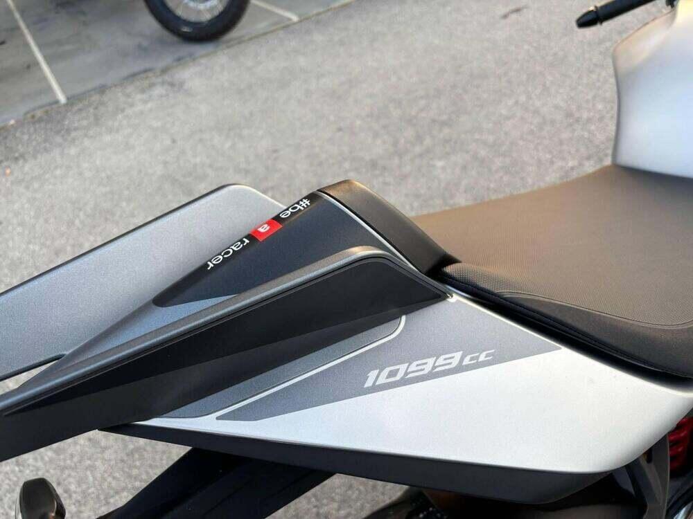 Aprilia Tuono V4 (2025) (3)