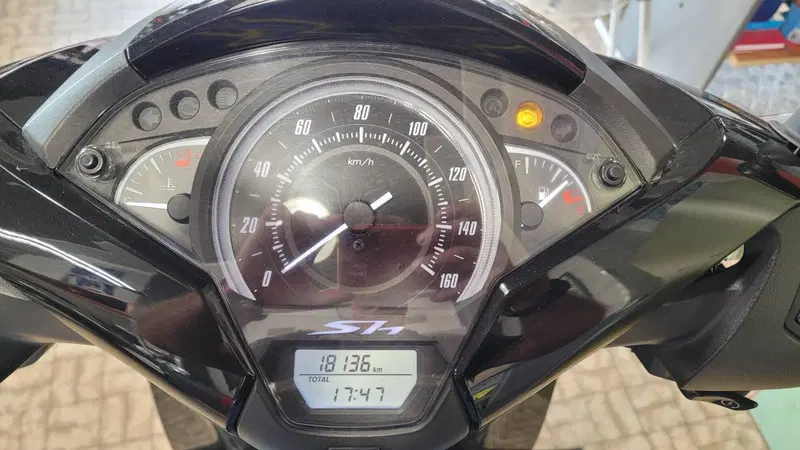 Honda SH 150i (2017 - 19) (5)