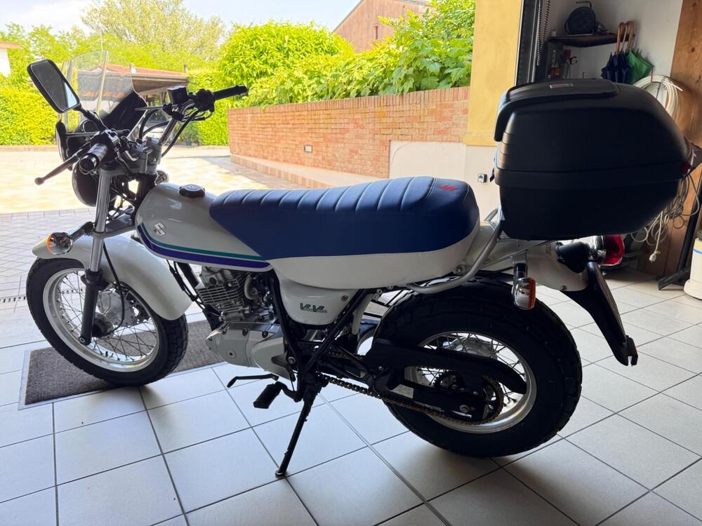 Suzuki Van Van RV 125 (2006 - 17) (3)