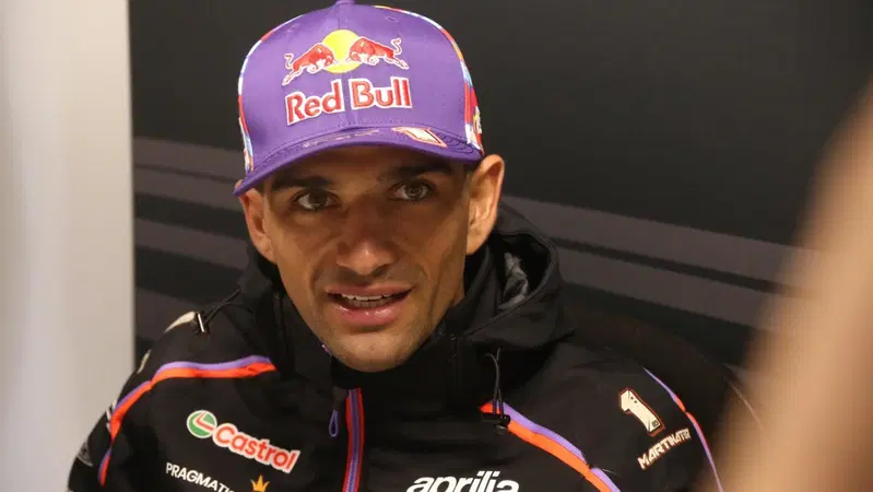 MotoGP 2025. GP di San Marino. Jorge Martin: "Ogni volta mi sento pi&ugrave; 'io' sulla moto. Devo ringraziare Marco Bezzecchi per la scia"