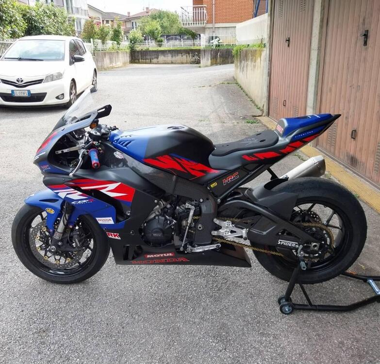 Honda CBR 1000 RR-R Fireblade (2020 - 21)
