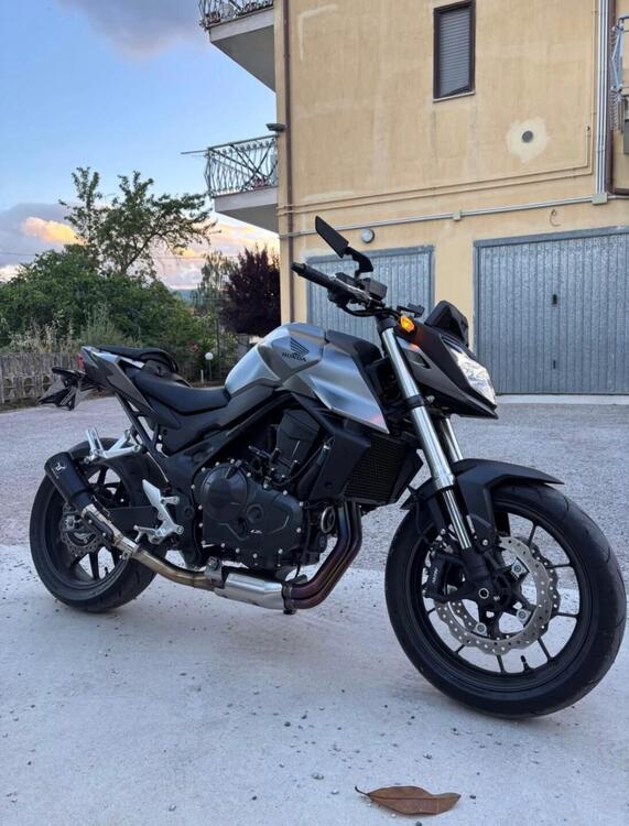 Honda CB 750 Hornet (2023 - 24)