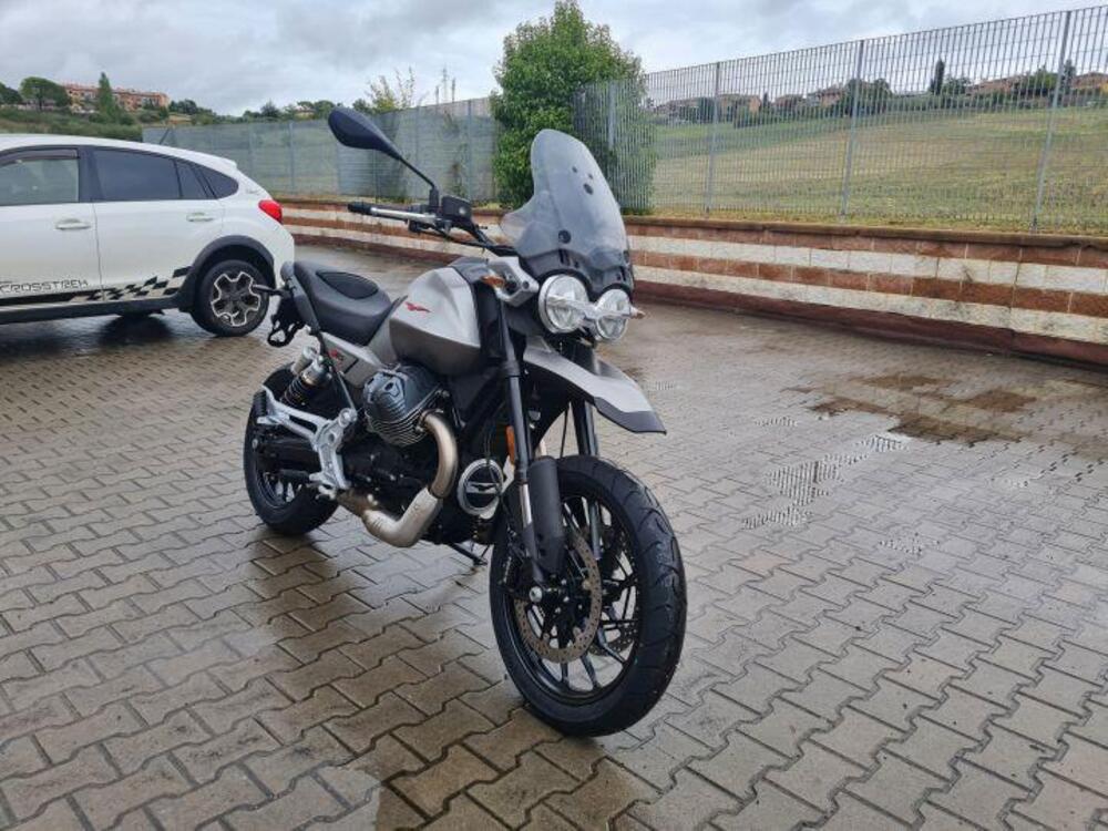 Moto Guzzi V85 Strada (2024 - 25) (2)
