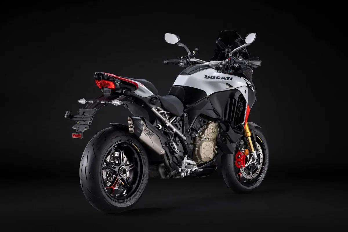 Nuove Ducati Diavel V4 RS e Multistrada V4 RS: le due novità di Borgo Panigale svelate a Misano (6)