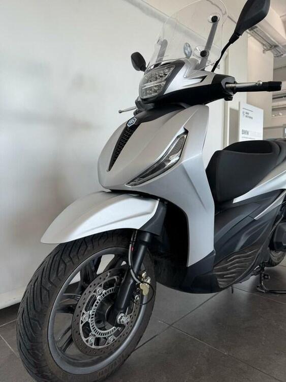 Piaggio MP3 400 Sport ABS Hpe (2021 - 22) (2)