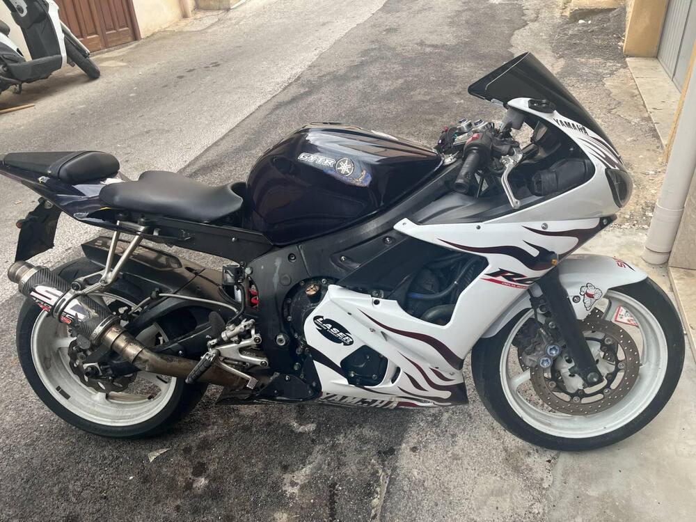 Yamaha YZF R6 (2003 - 04) (2)