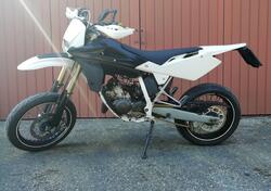 Husqvarna SM 125 (2009) usata