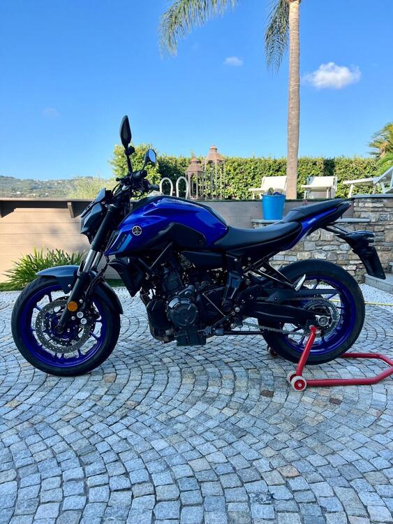 Yamaha MT-07 Pure (2023 - 25) (2)