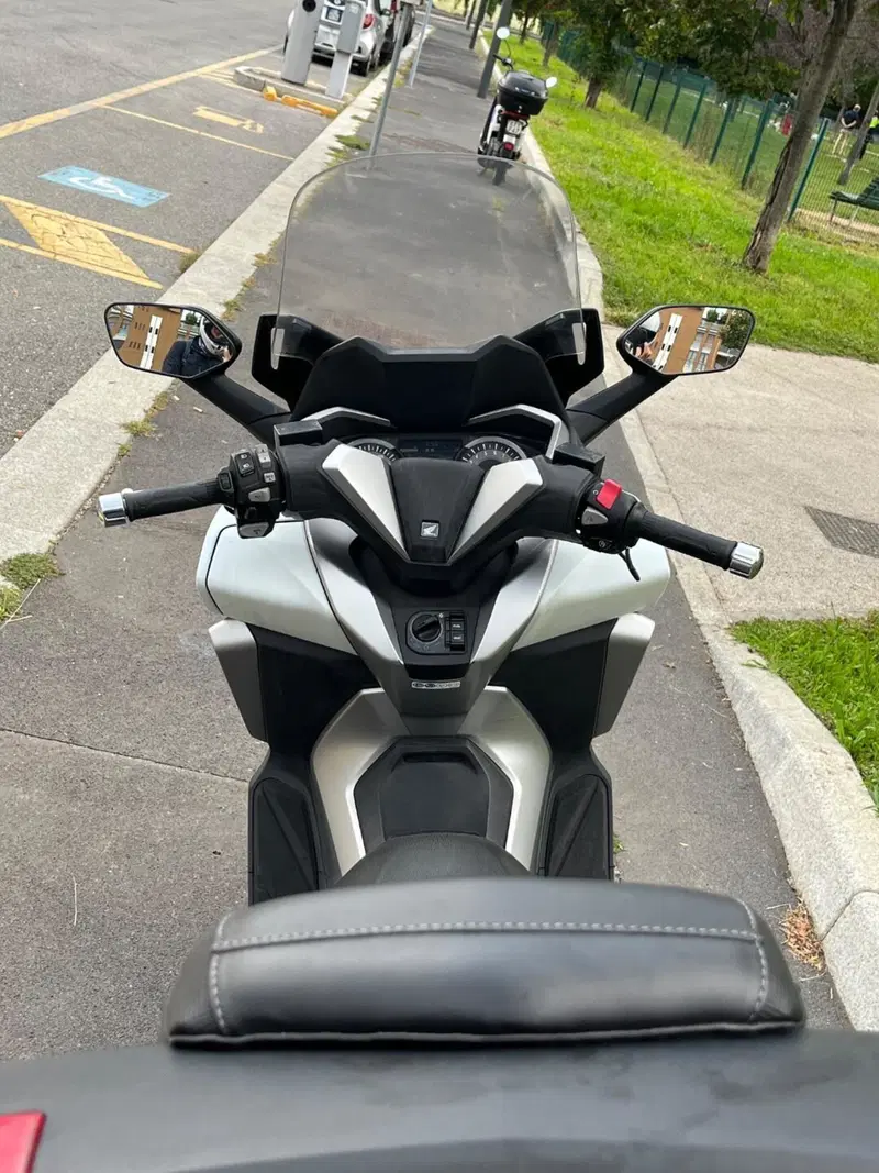 Honda Forza 300 ABS (2018 - 20) (8)