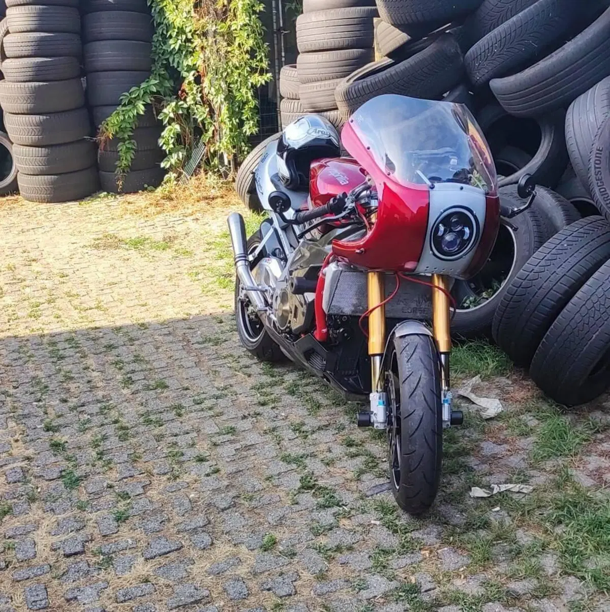 Aprilia Tuono 1000 R (2006 - 10)