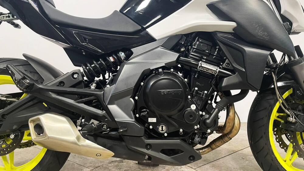 CFMOTO 650NK (2021 - 24) (4)