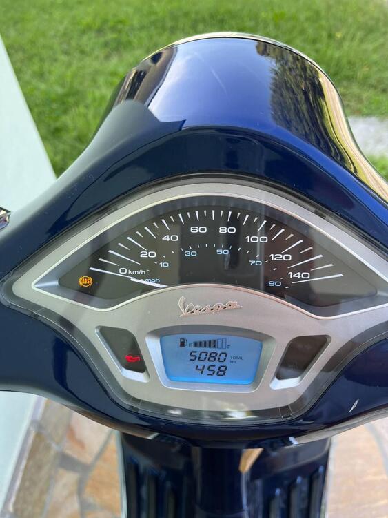 Vespa Primavera 125 3V i-get ABS (2017 - 18)