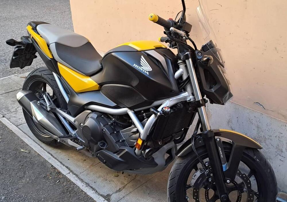 Honda NC750S DCT ABS (2016 -20) (2)