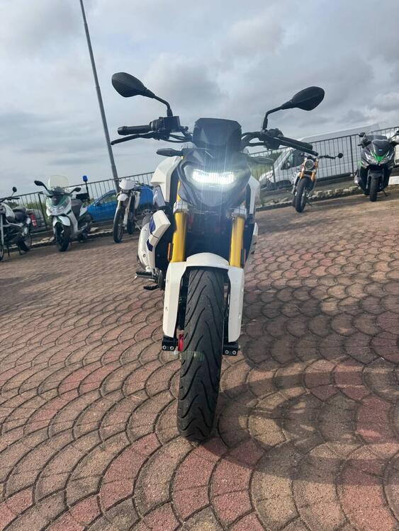 Bmw G 310 R (2021 - 25) (3)