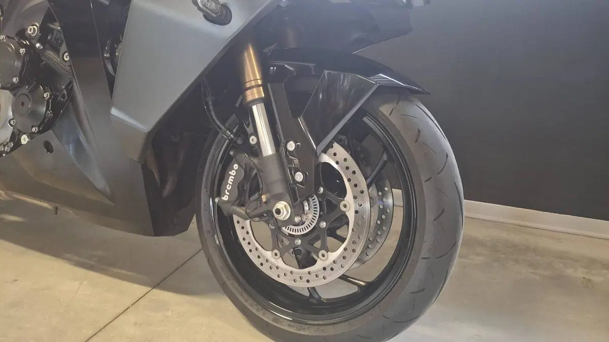 Suzuki GSX-S1000GT (2022 - 24) (4)