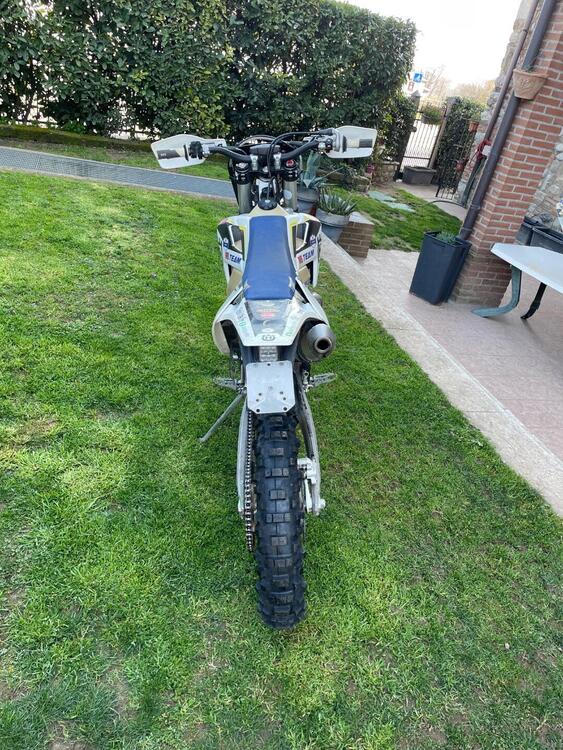 Husqvarna TE 300i (2019) (3)