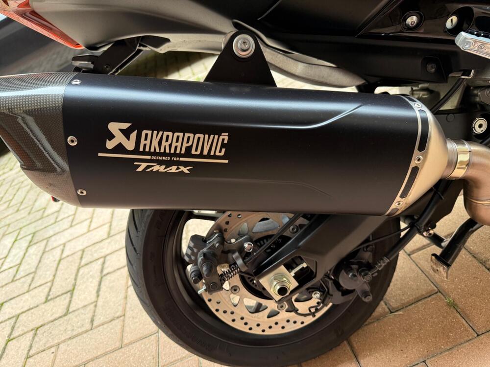 Yamaha T-Max 560 Tech Max (2022 - 24) (4)