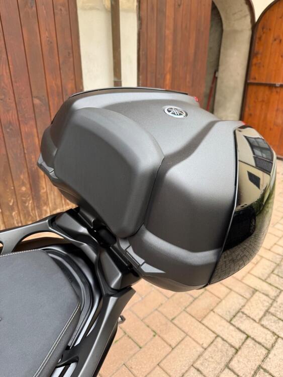 Yamaha T-Max 560 Tech Max (2022 - 24) (5)
