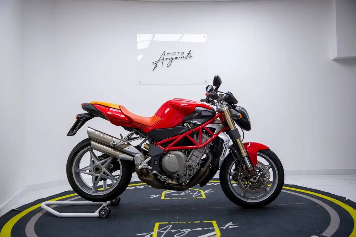 MV Agusta Brutale 910 S (2005 - 11) (7)