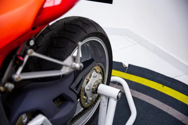 MV Agusta Brutale 910 S (2005 - 11) (18)