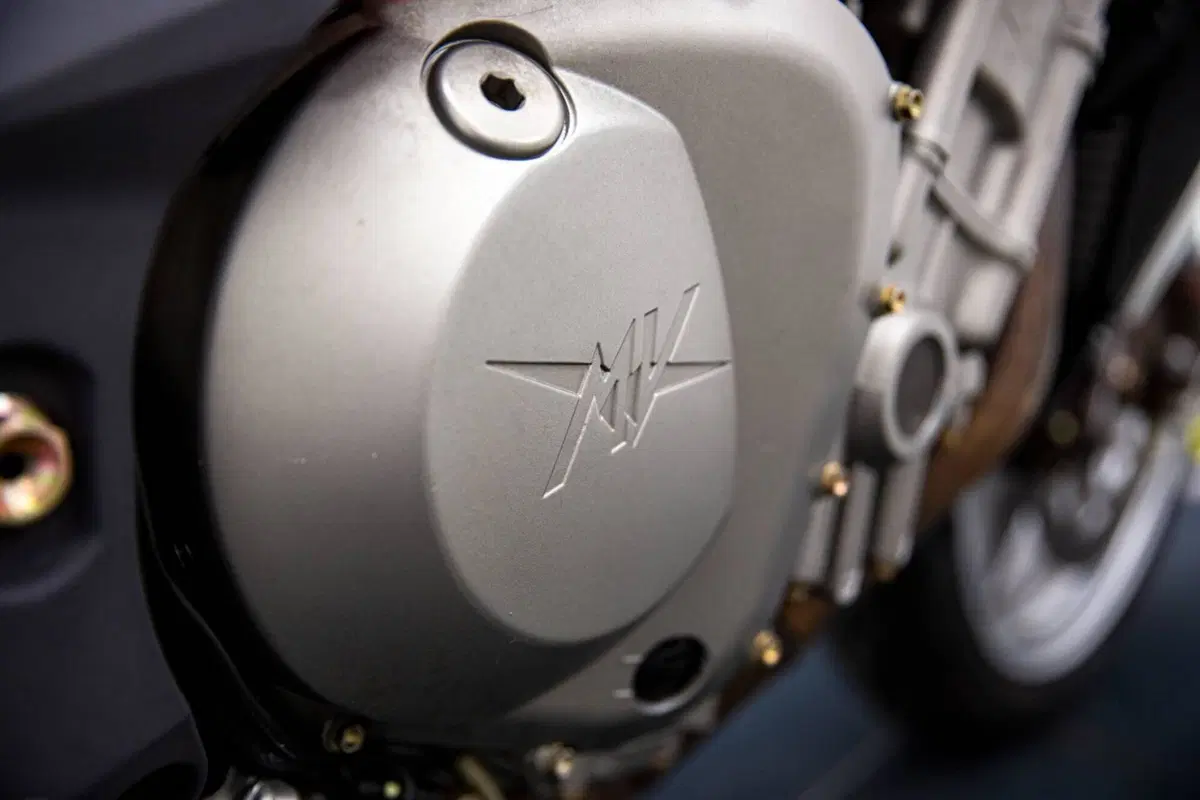 MV Agusta Brutale 910 S (2005 - 11) (19)