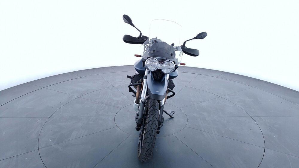 Moto Guzzi V85 TT (2019 - 20) (2)
