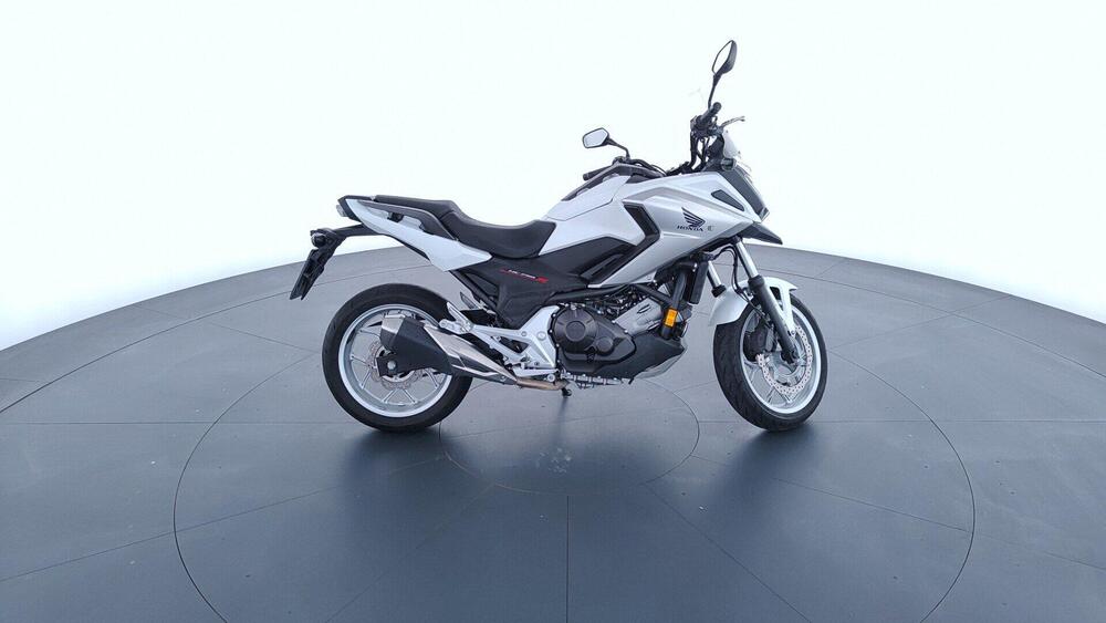 Honda NC 750 X ABS (2016 -17) (4)