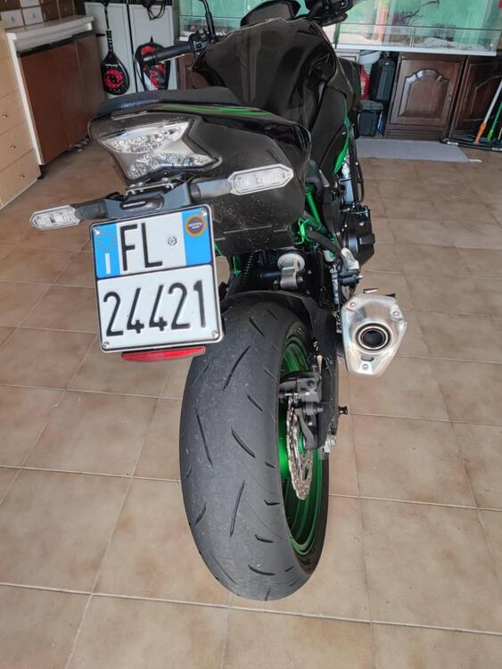 Kawasaki Z 900 (2021 - 24) (2)