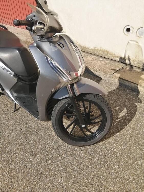 Honda SH 150 i ABS (2013 - 16) (4)