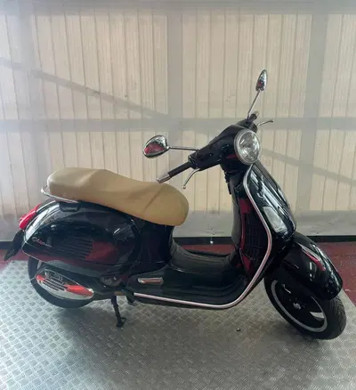 Vespa GTS 300 (2010 - 14) usata