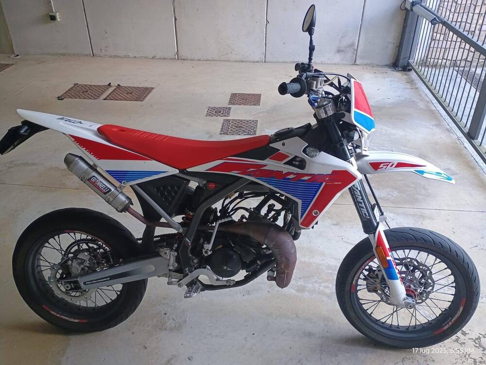 Fantic Motor Motard 50 M Performance 2t (2019) (3)