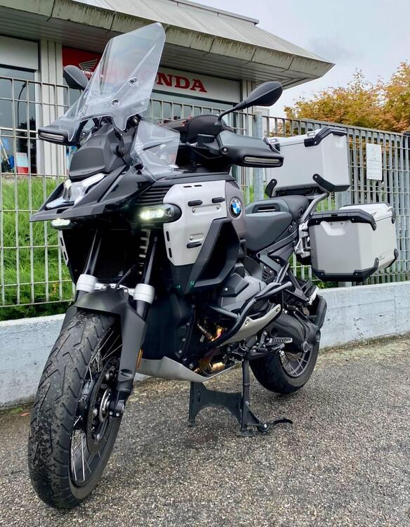Bmw R 1300 GS Adventure Triple Black (2025) (2)