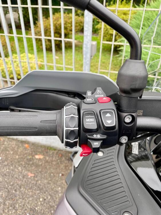 Bmw R 1300 GS Adventure Triple Black (2025) (4)