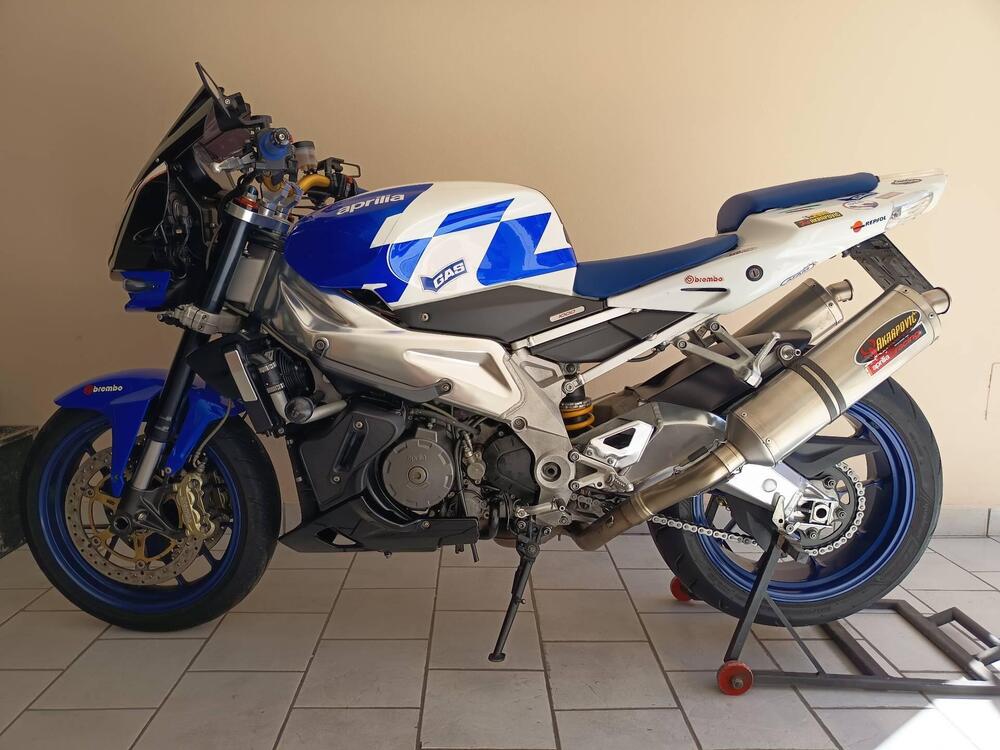 Aprilia Tuono 1000 R (2006 - 10) (5)