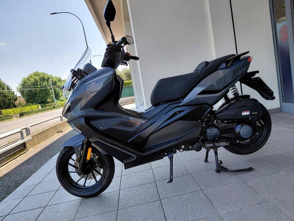 Kl Brera 300 (2022 - 25) (3)