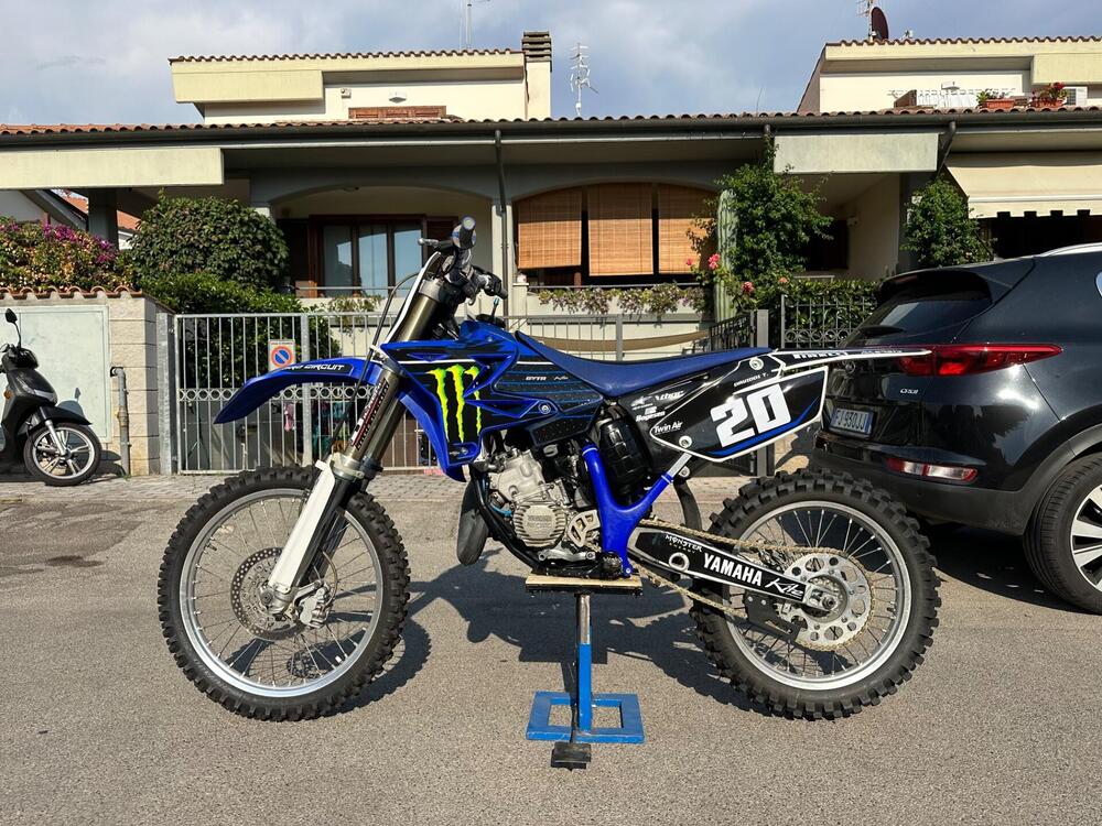 Yamaha YZ 125 (2004)
