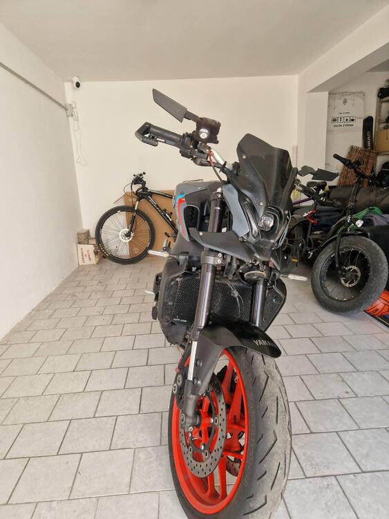 Yamaha MT-09 (2021 - 23) (4)