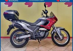 Aprilia Pegaso 650 IE (2003 - 04) usata