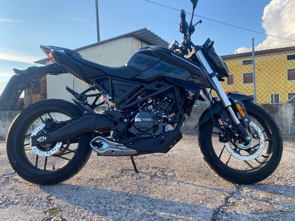 Voge Brivido 125R (2023 - 25) (2)