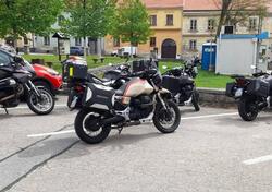 Moto Guzzi V85 TT Travel (2021 - 23) usata