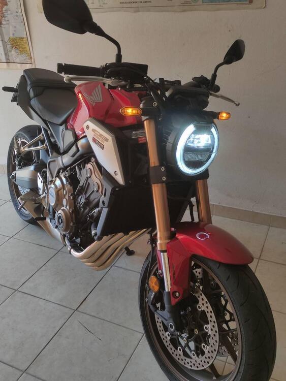 Honda CB 650 R (2021 - 23) (3)