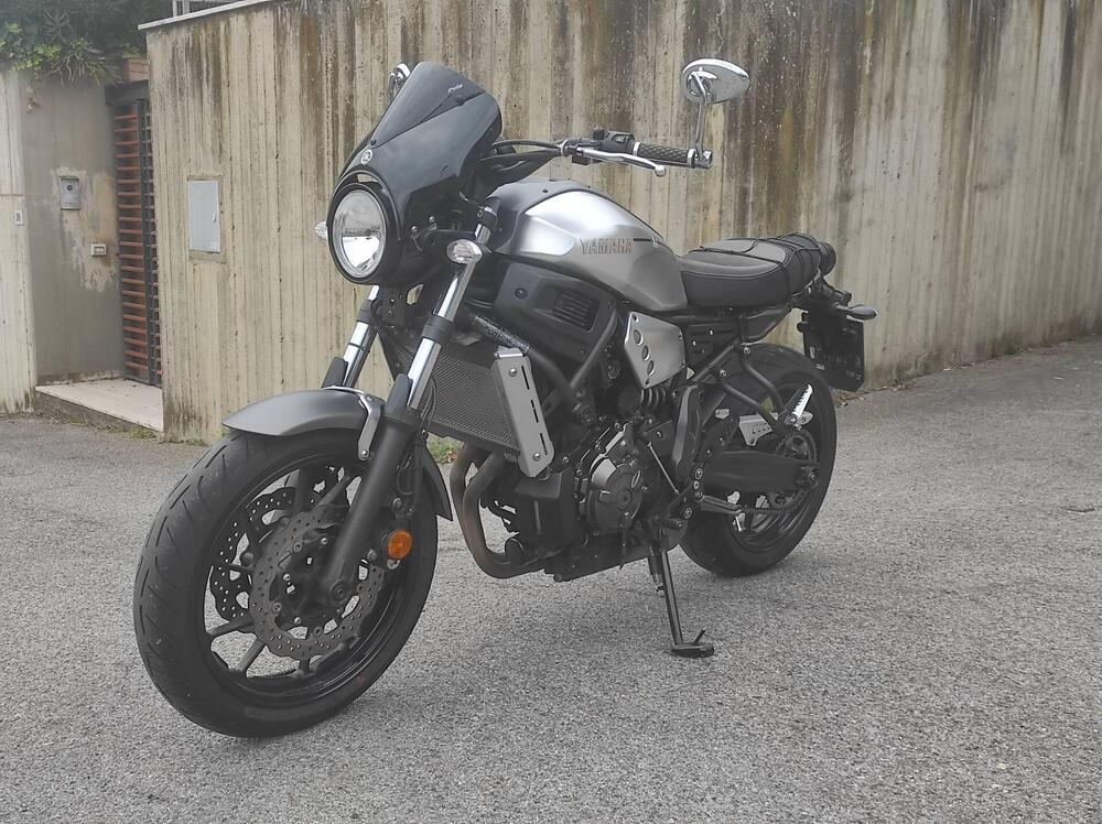 Yamaha XSR 700 ABS (2016 - 20) (2)