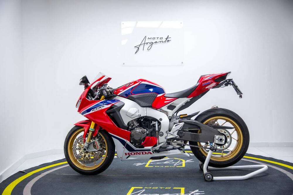 Honda CBR 1000 RR-R Fireblade (2020 - 21) (5)