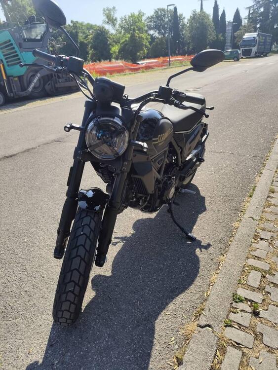 Ducati Scrambler 800 Full Throttle (2025) (4)