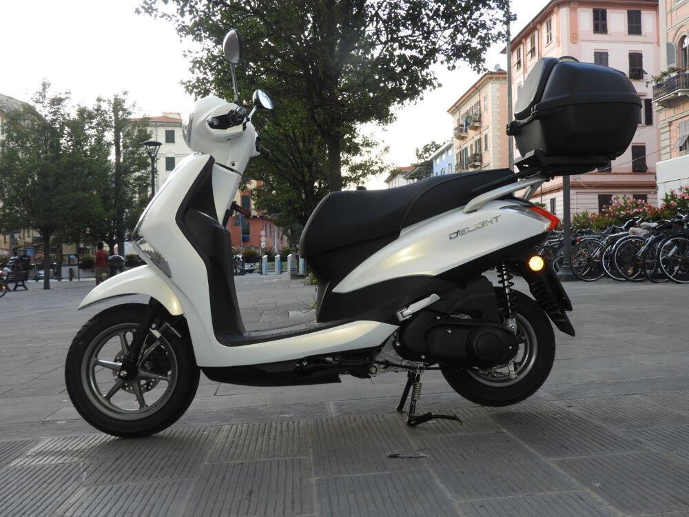 Yamaha D'Elight 125 (2021 - 25) (4)